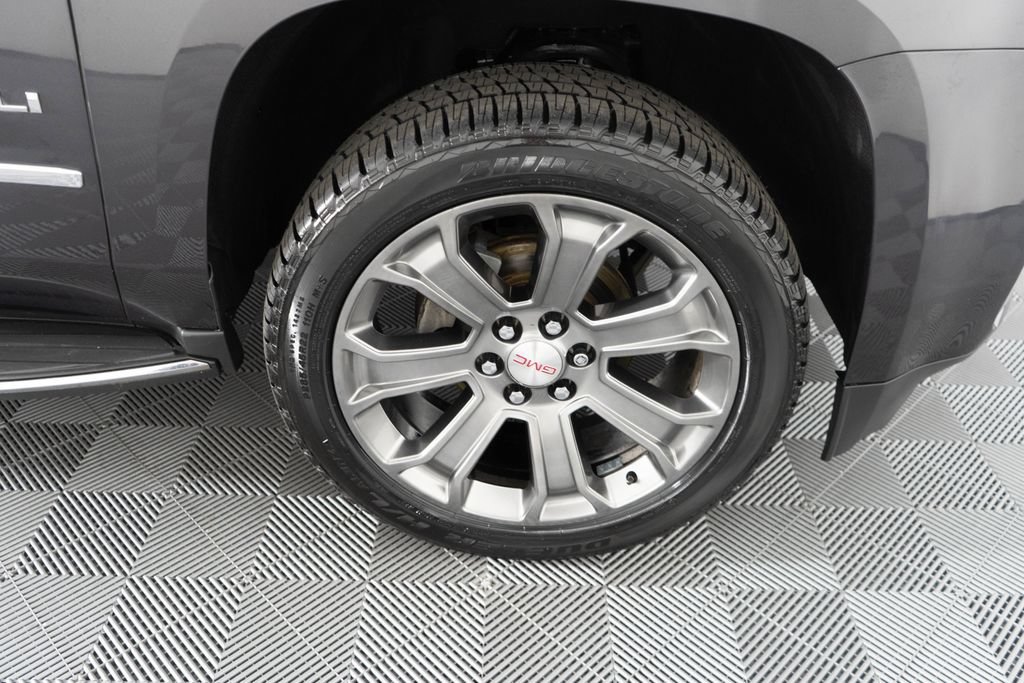 Used 2016 GMC Yukon Denali w/ Open Road Package AWD/4WD image 37