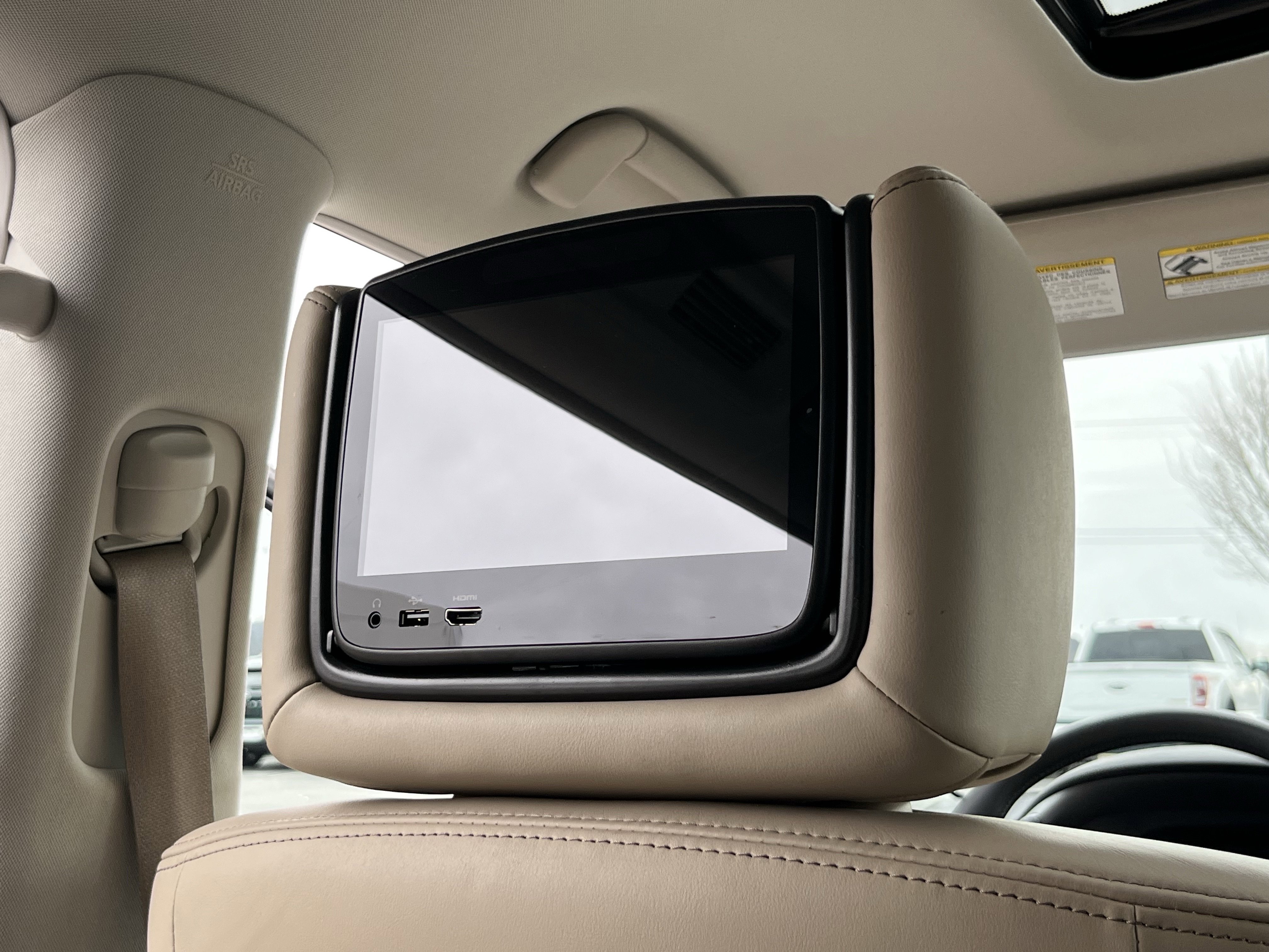 Used 2023 Nissan Armada Platinum w/ Captain's Chairs Package image 19