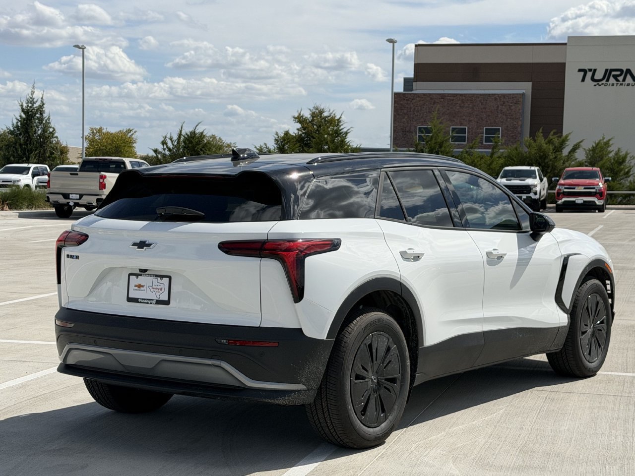 New 2027 Chevrolet Blazer EV LT w/ Midnight/Sport Edition FWD image 4
