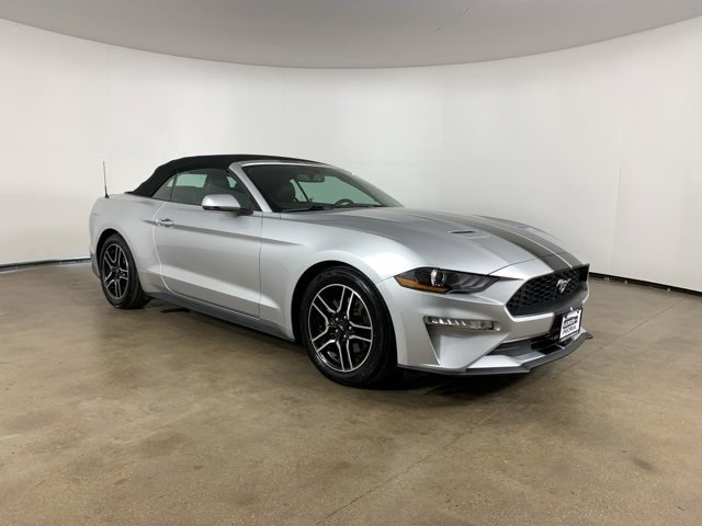 Used 2018 Ford Mustang Premium image 5