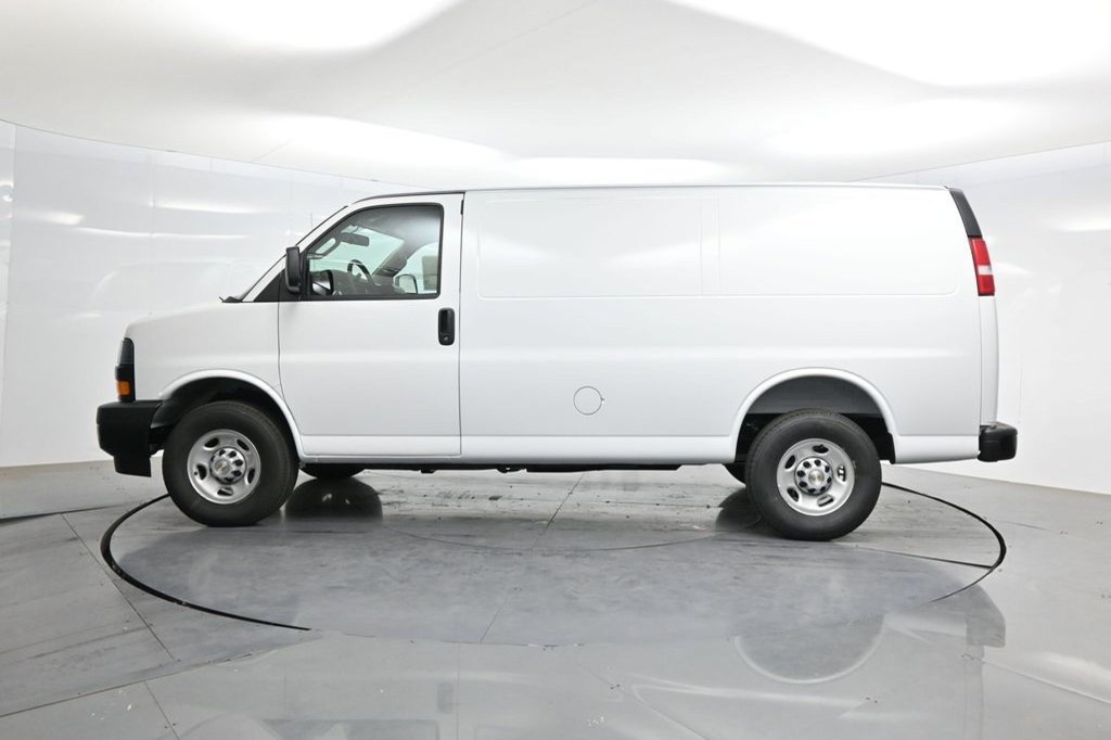 New 2026 Chevrolet Express 2500 w/ Driver Convenience Package RWD image 8