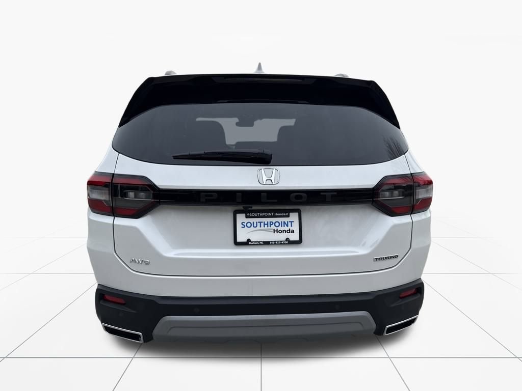 New 2025 Honda Pilot Touring image 7