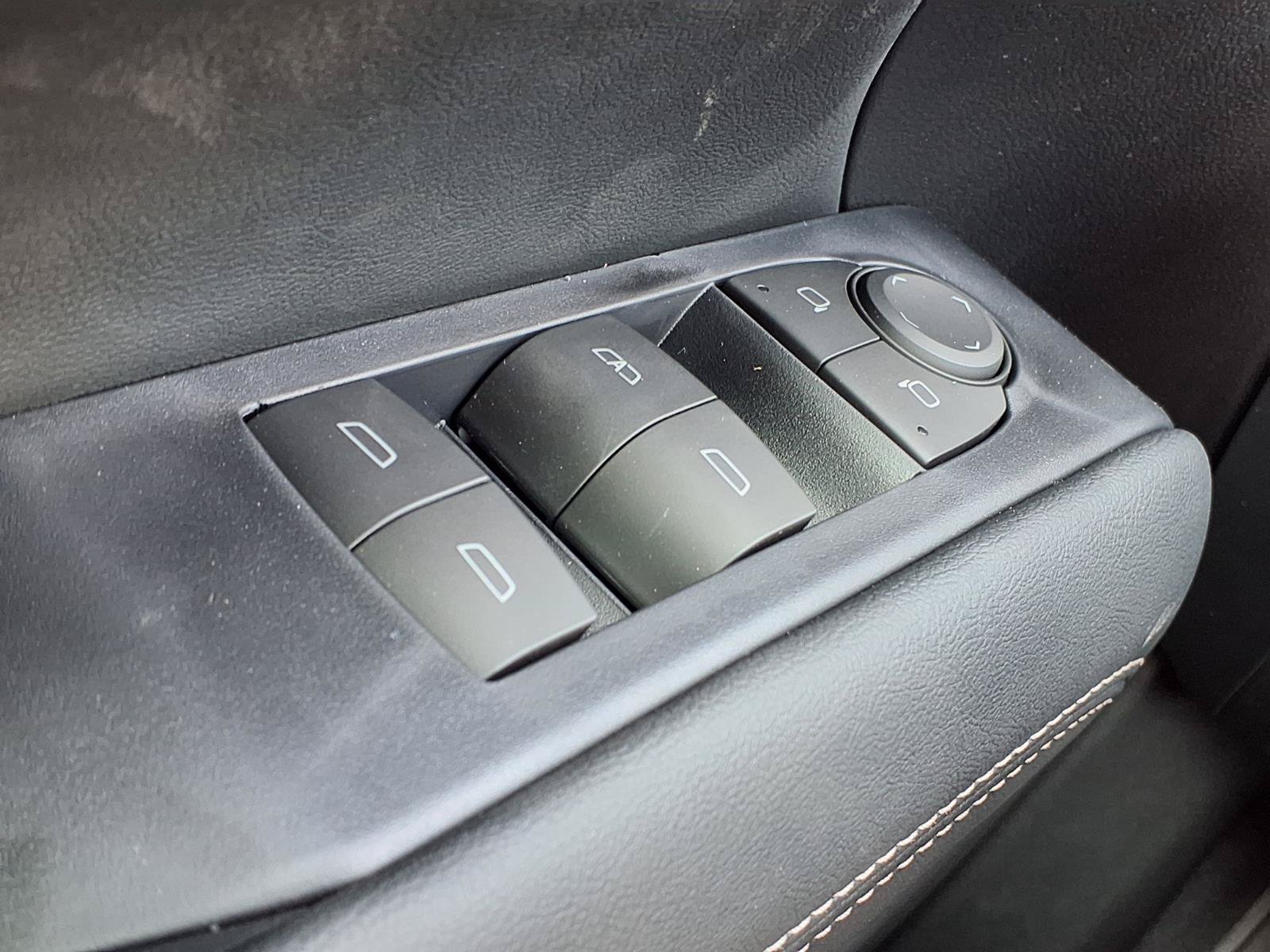 New 2027 GMC Terrain Elevation FWD image 13