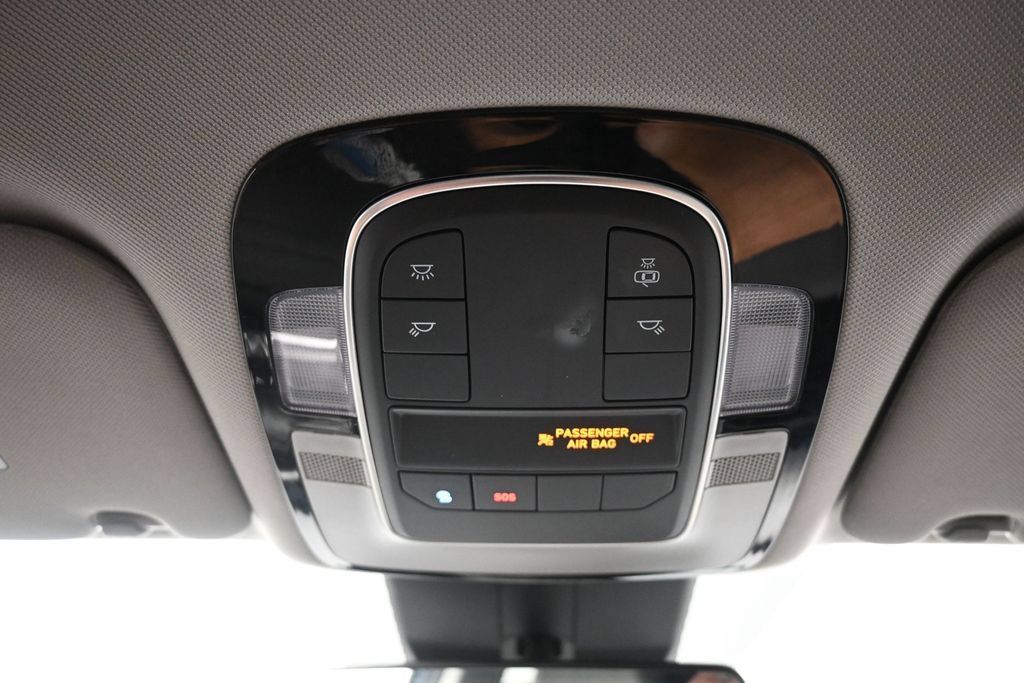 Used 2022 Hyundai Santa Fe Blue AWD/4WD image 18