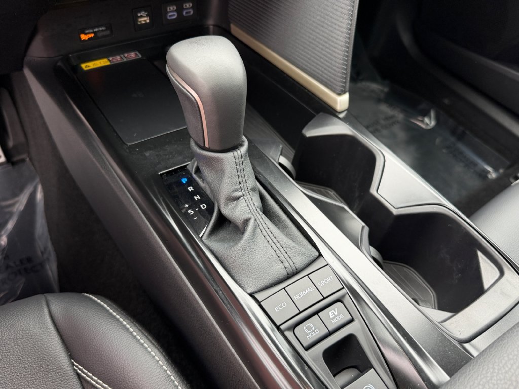 Used 2026 Toyota Camry SE w/ Convenience Package FWD image 25