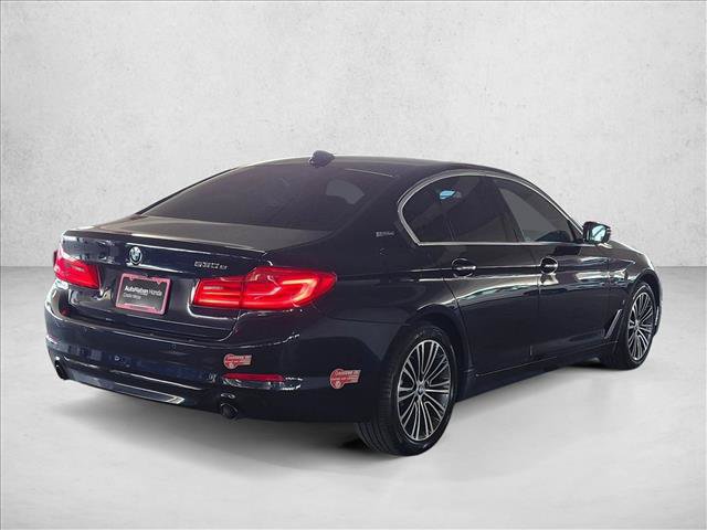 Used 2018 BMW 530e w/ Premium Package 2 RWD image 5