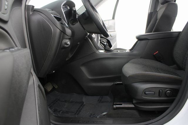 Used 2024 Chevrolet Equinox LT image 15