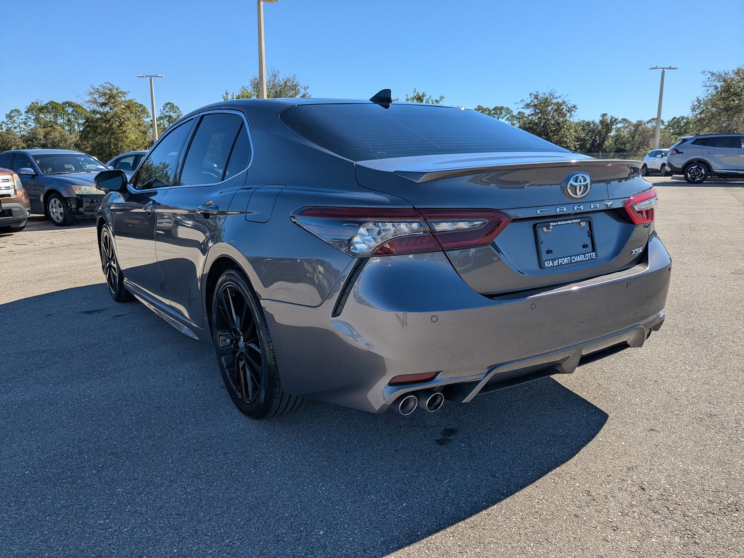 Used 2023 Toyota Camry XSE image 6