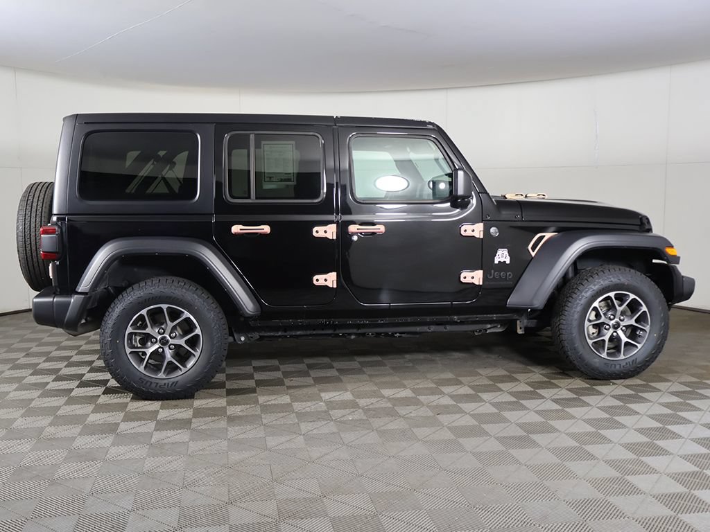 Used 2024 Jeep Wrangler Unlimited Sport AWD/4WD image 17