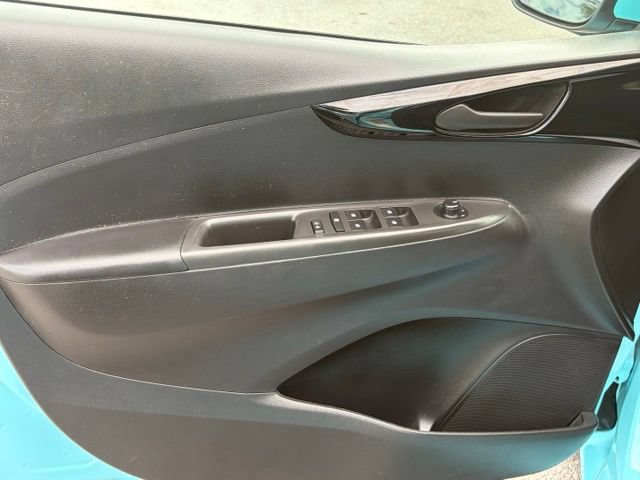 Used 2021 Chevrolet Spark LT FWD image 11