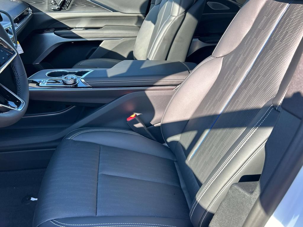 New 2026 Cadillac Lyriq Premium Luxury RWD image 24