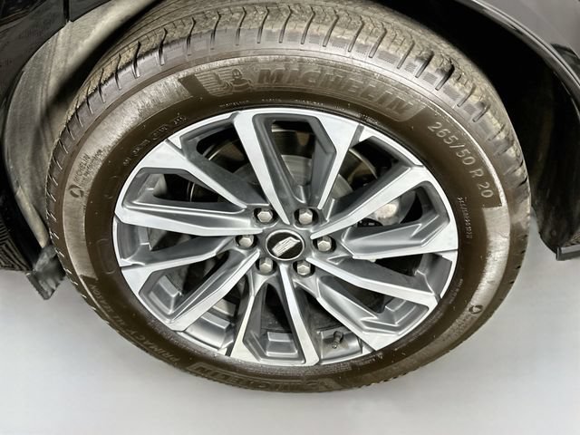 Used 2024 Cadillac Lyriq Sport AWD/4WD image 29