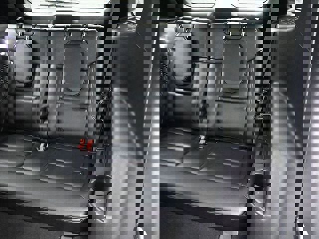 Used 2022 Ford Explorer ST-Line w/ Class IV Trailer Tow Package image 27