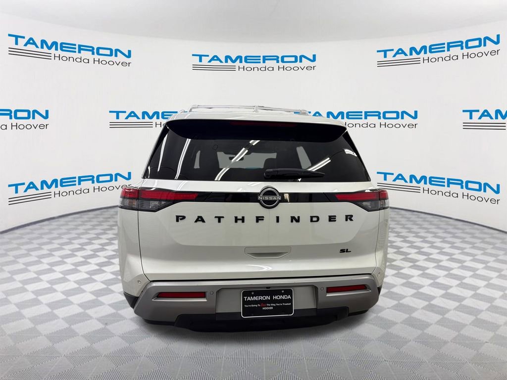 Used 2023 Nissan Pathfinder SL w/ SL Premium Package FWD image 4