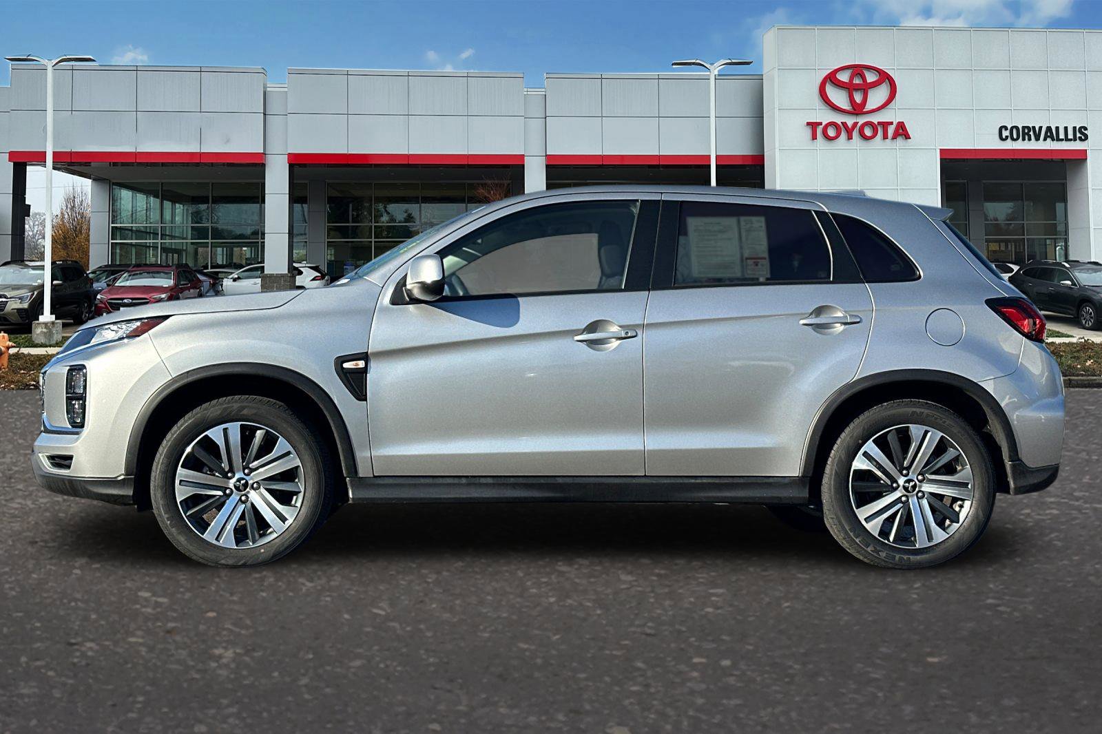 Used 2024 Mitsubishi Outlander Sport ES image 7