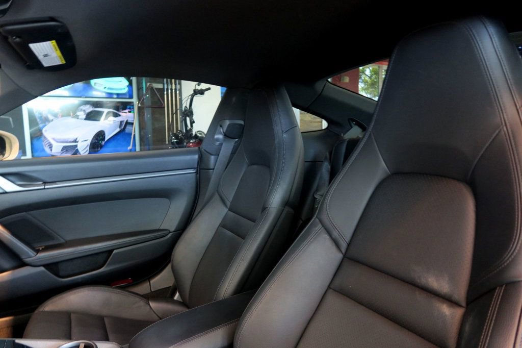 Used 2022 Porsche 911 Carrera image 13