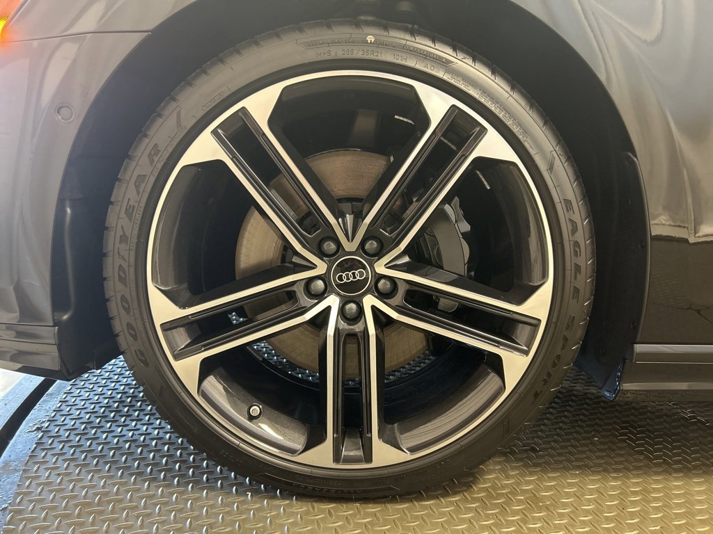 New 2025 Audi A8 L 3.0T image 27