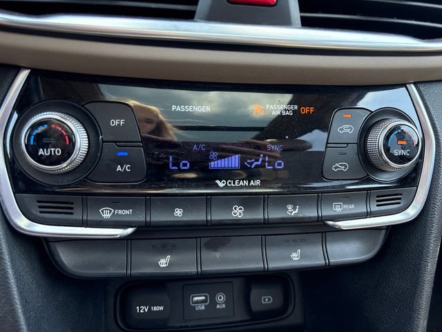 Used 2019 Hyundai Santa Fe Limited AWD/4WD image 22