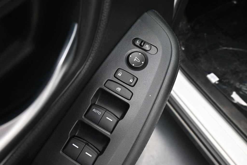 Certified 2024 Honda HR-V LX image 19