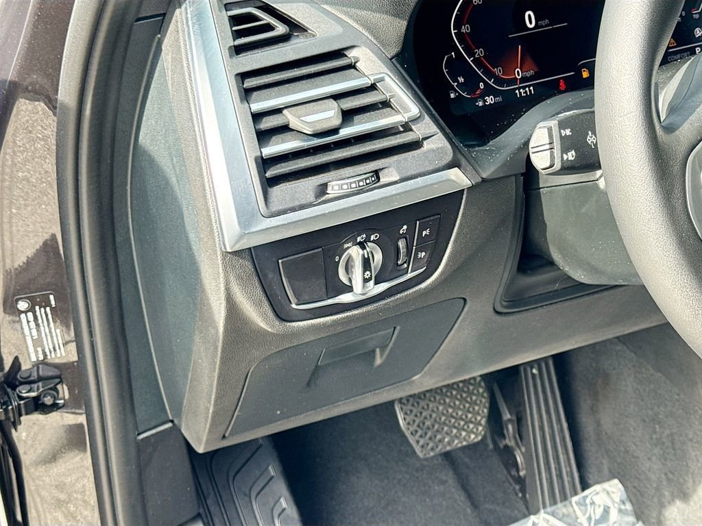 Used 2023 BMW X3 sDrive30i w/ Premium Package image 10