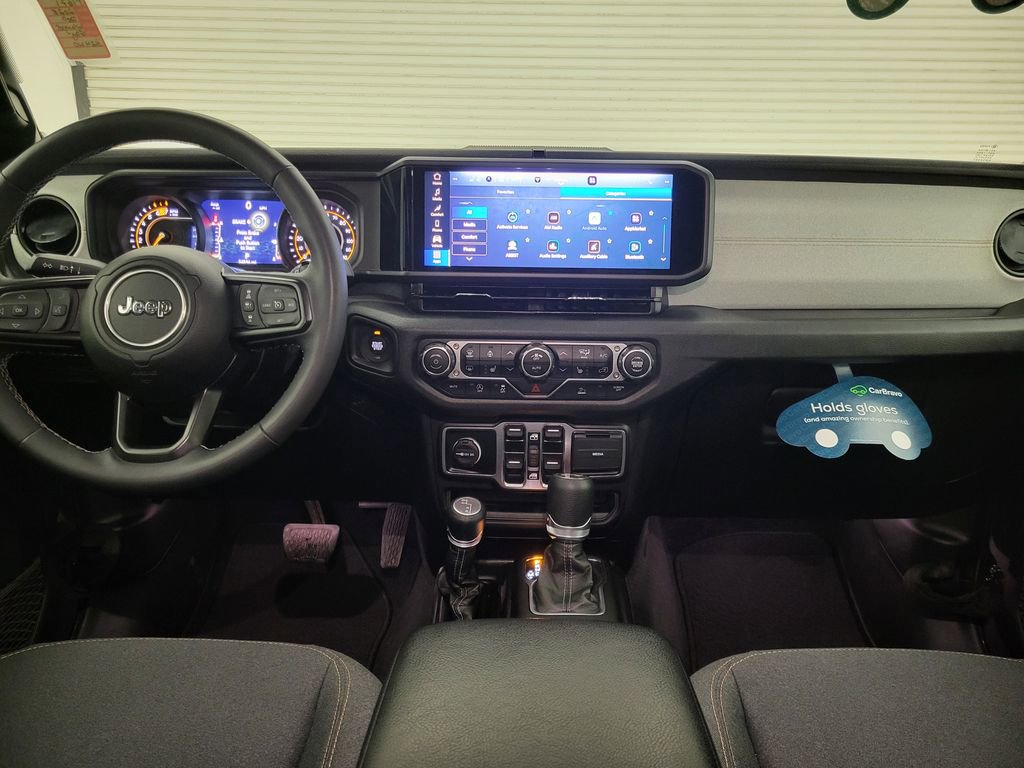 Used 2025 Jeep Wrangler Sport S image 44