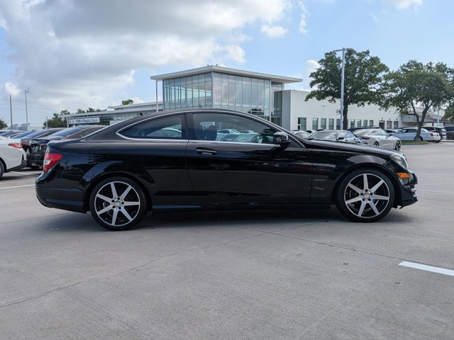 Used 2015 Mercedes-Benz C 250 Coupe image 4