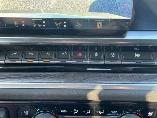 Used 2025 Chevrolet Silverado 1500 LTZ w/ LTZ Premium Package image 24