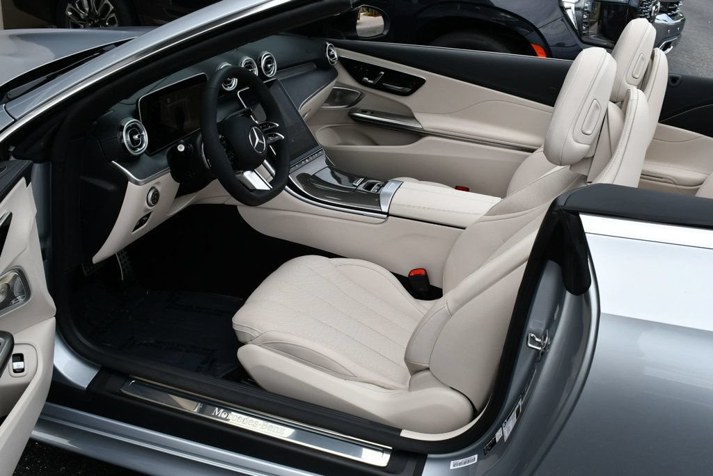 Used 2026 Mercedes-Benz CLE 450 4MATIC Cabriolet image 63