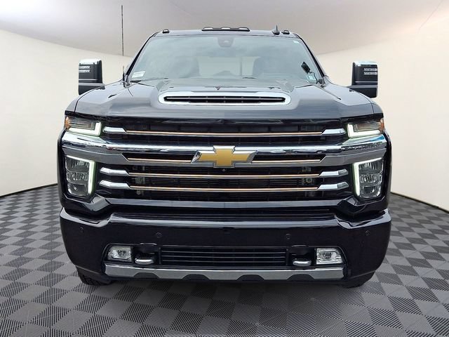 Used 2021 Chevrolet Silverado 3500 High Country w/ Snow Plow Prep/Camper Package AWD/4WD image 2