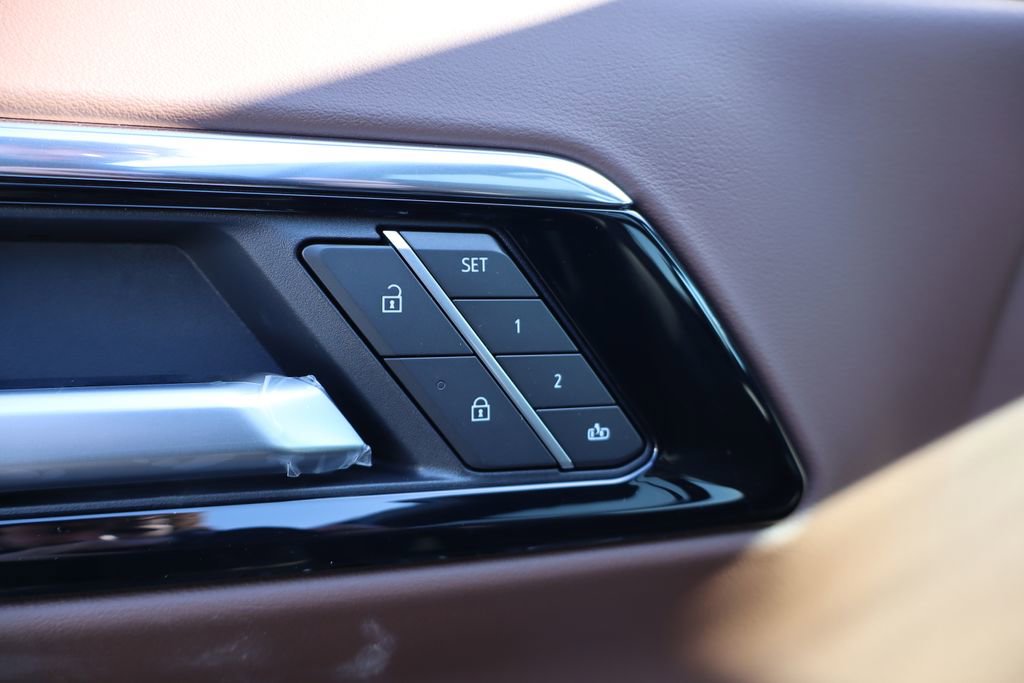 New 2026 Chevrolet Suburban High Country image 10