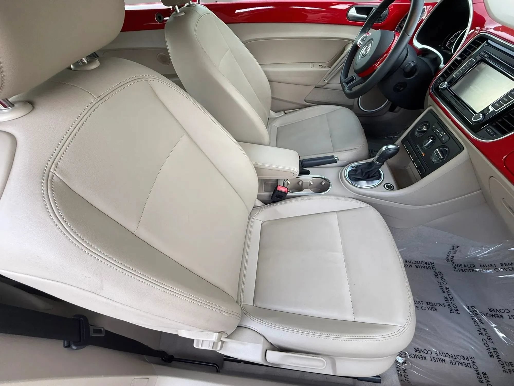 Used 2014 Volkswagen Beetle 1.8T FWD image 20