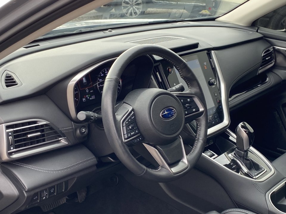 Used 2024 Subaru Outback Limited image 11