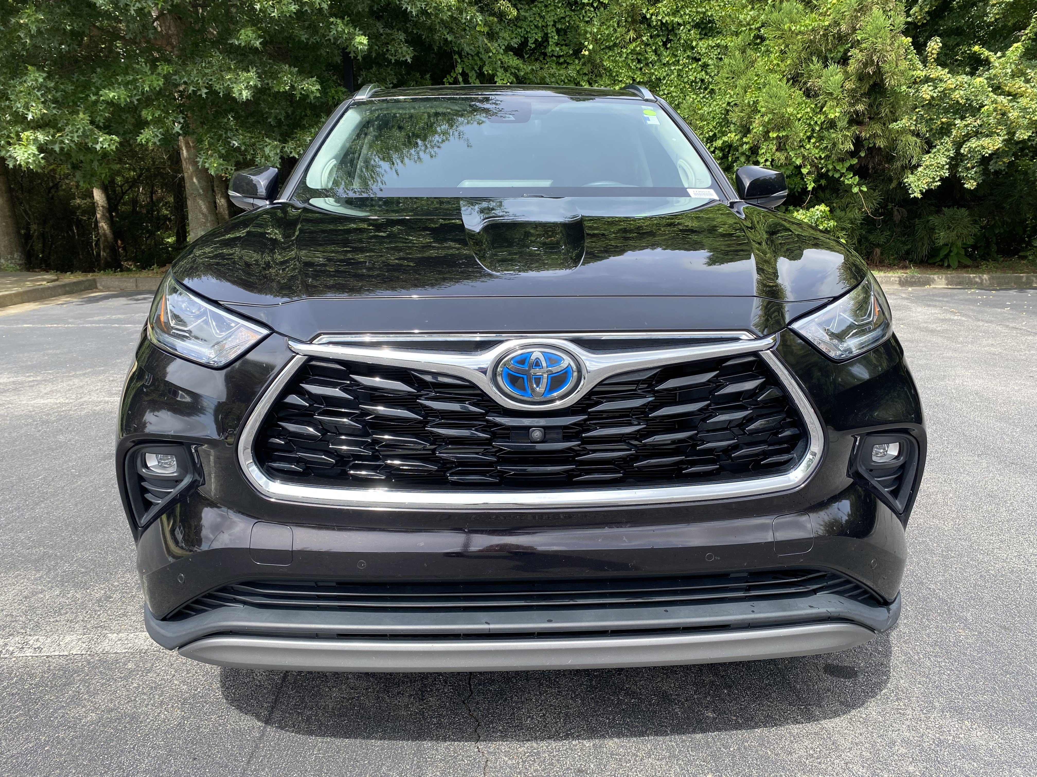 Used 2022 Toyota Highlander Platinum FWD image 3