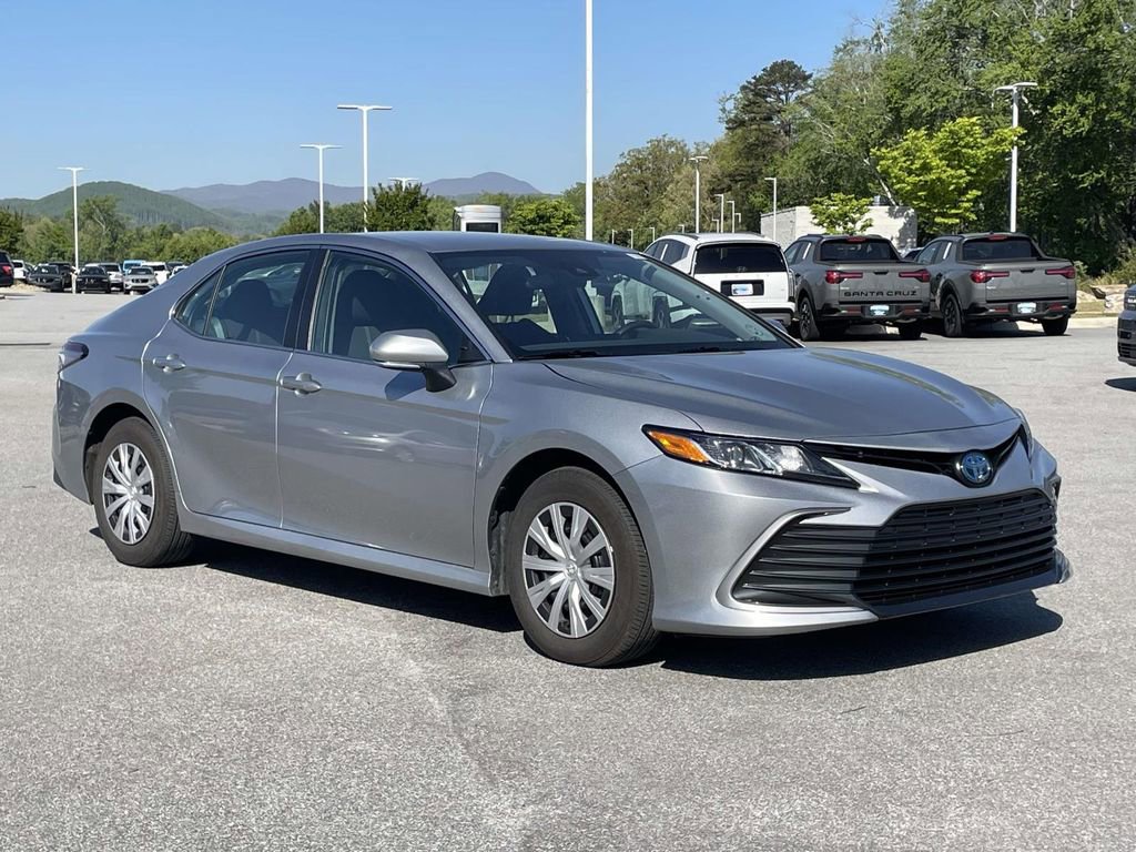 Used 2023 Toyota Camry LE FWD image 1