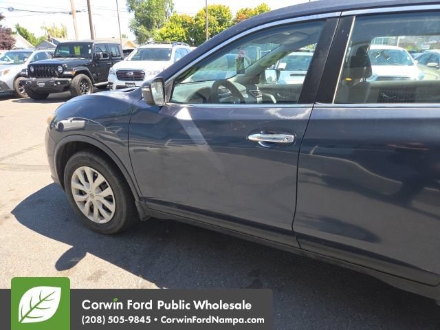 Used 2015 Nissan Rogue S AWD/4WD image 12