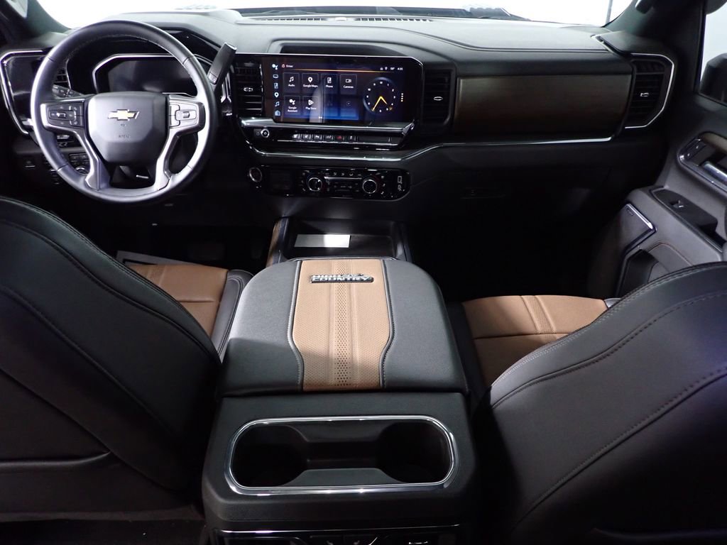 Used 2024 Chevrolet Silverado 3500 High Country w/ High Country Premium Package AWD/4WD image 35