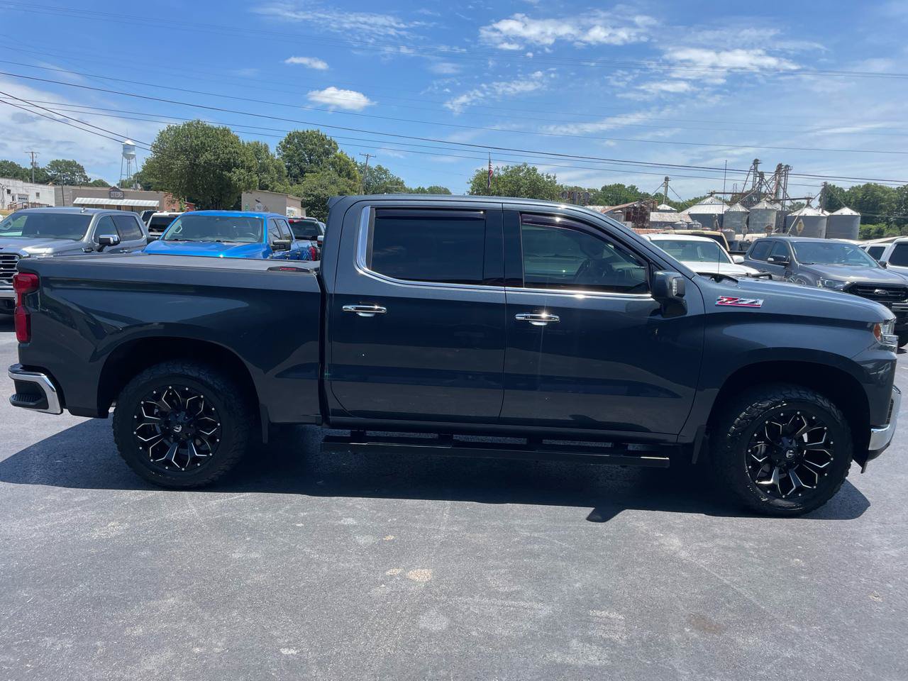 Used 2019 Chevrolet Silverado 1500 LTZ w/ LTZ Plus Package AWD/4WD image 5