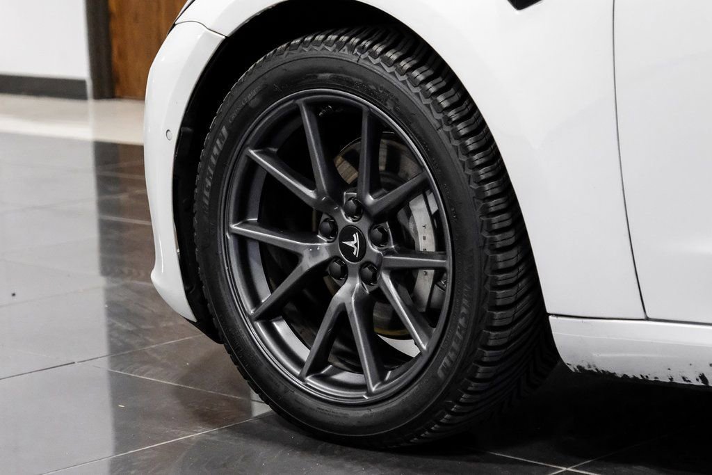 Used 2021 Tesla Model 3 Standard Range Plus image 43