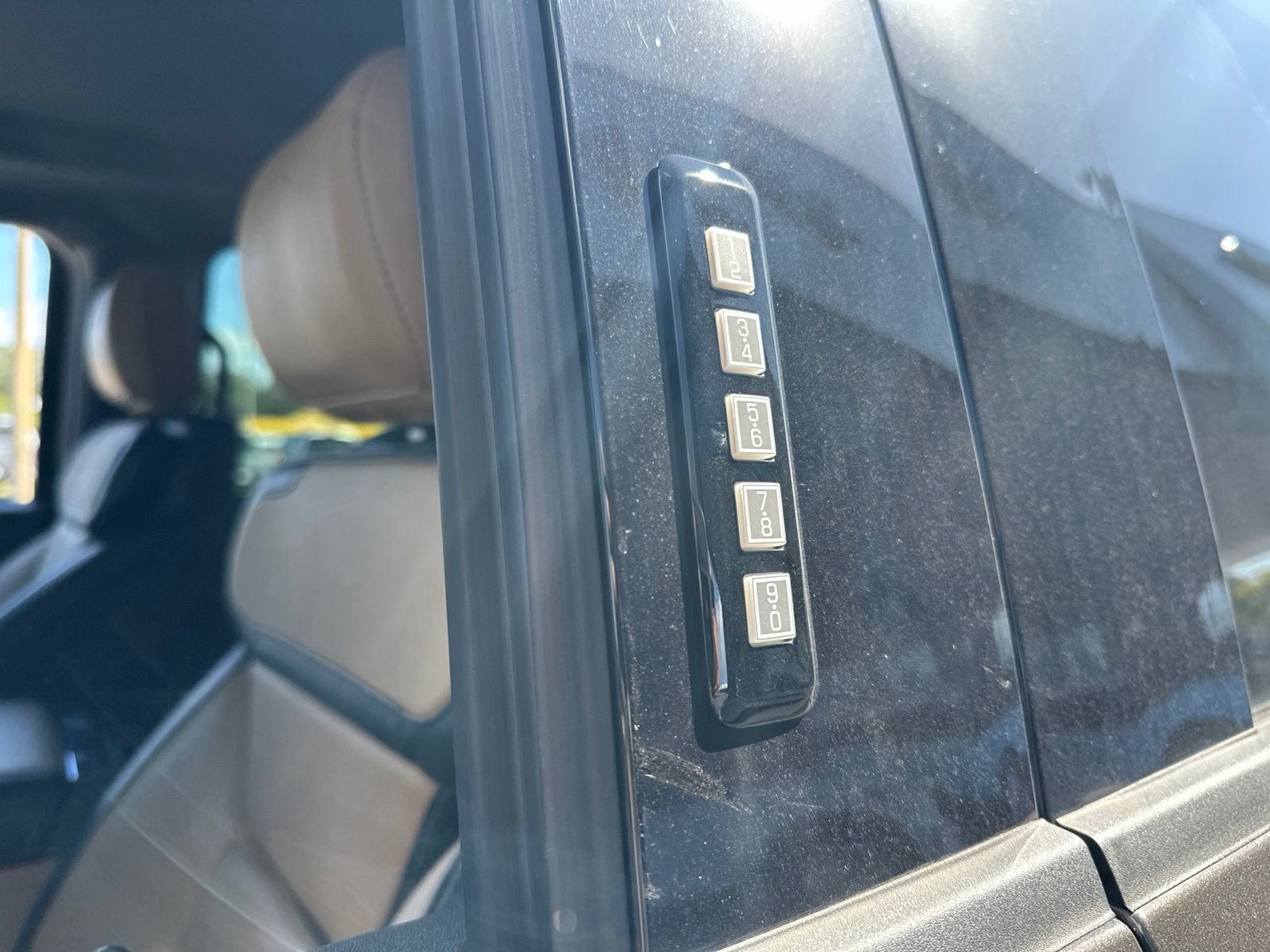 Used 2024 Ford F250 Lariat w/ Lariat Ultimate Package AWD/4WD image 15