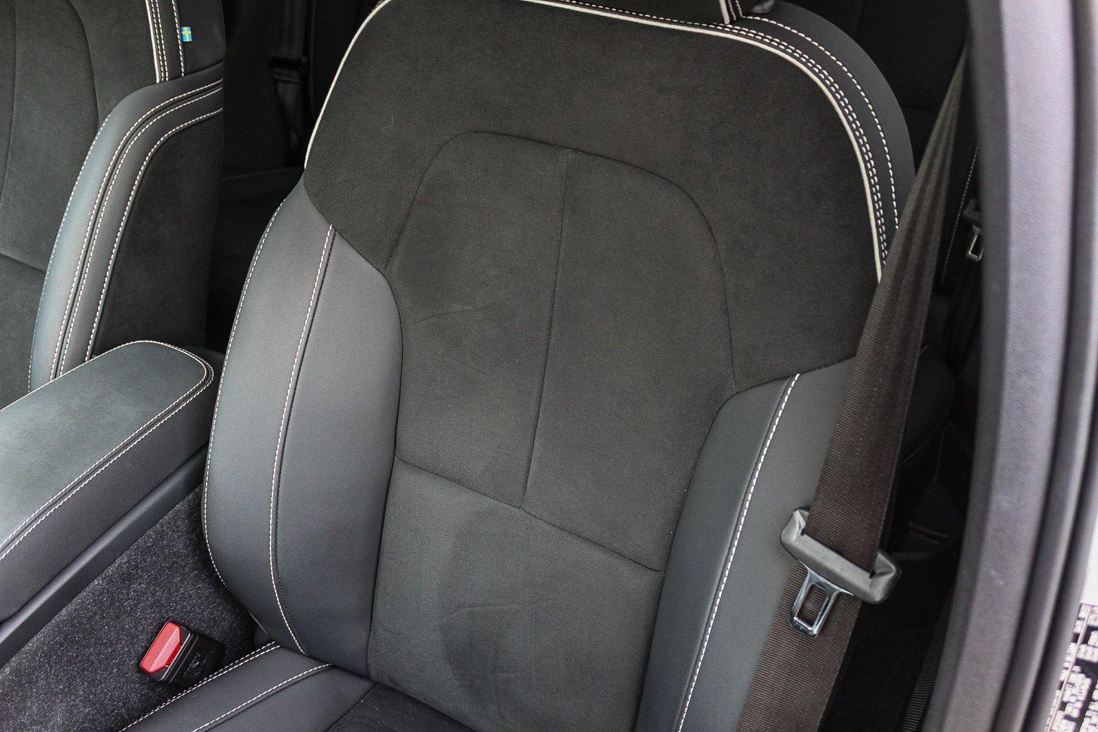 Used 2023 Volvo C40 P8 Recharge Plus AWD/4WD image 25