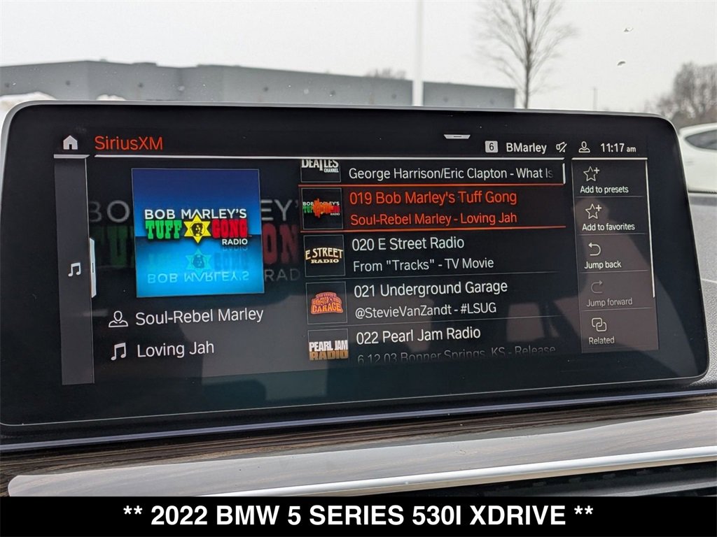 Certified 2022 BMW 530i xDrive w/ Premium Package image 21