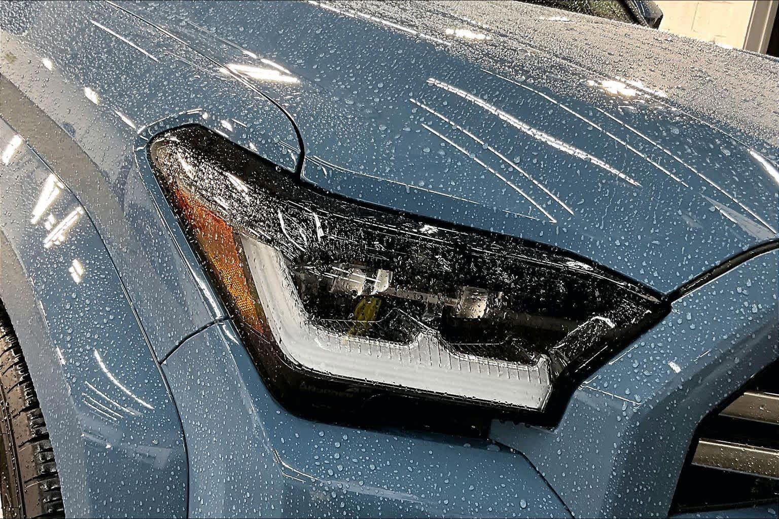 Used 2025 Toyota 4Runner Limited AWD/4WD image 28