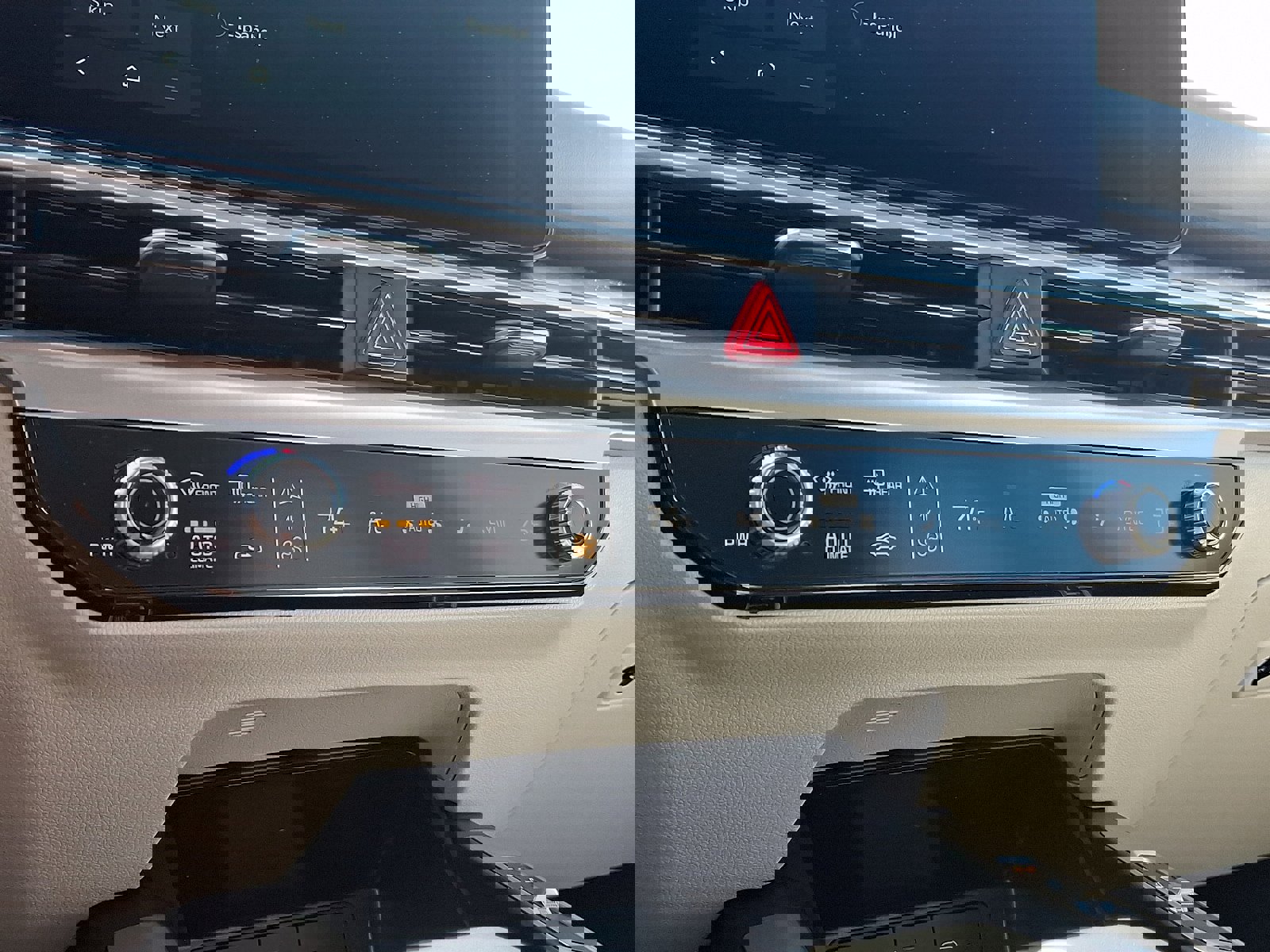 New 2026 Kia Sorento S image 12