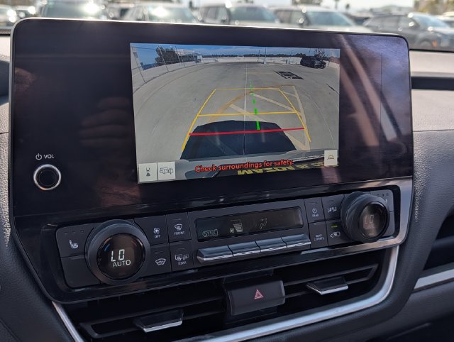 Used 2024 Toyota Grand Highlander AWD image 25