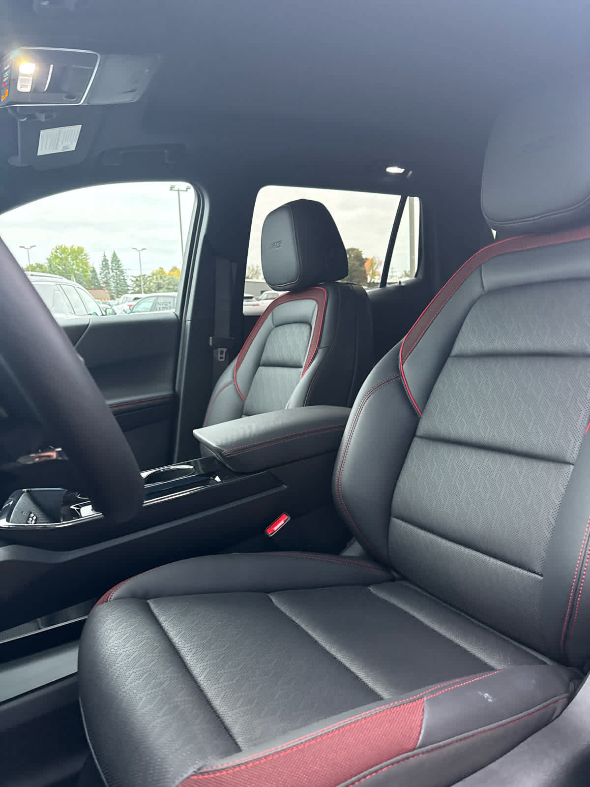 New 2027 Chevrolet Equinox RS w/ Safety and Technology Package AWD/4WD image 6