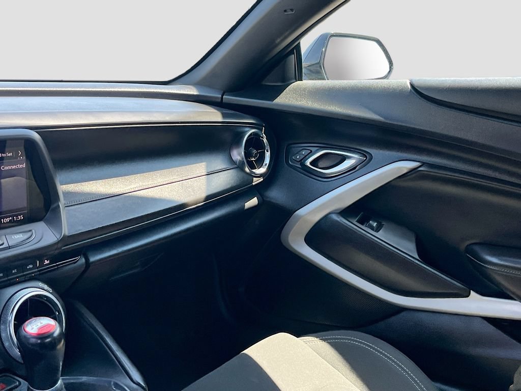Used 2021 Chevrolet Camaro SS RWD image 21