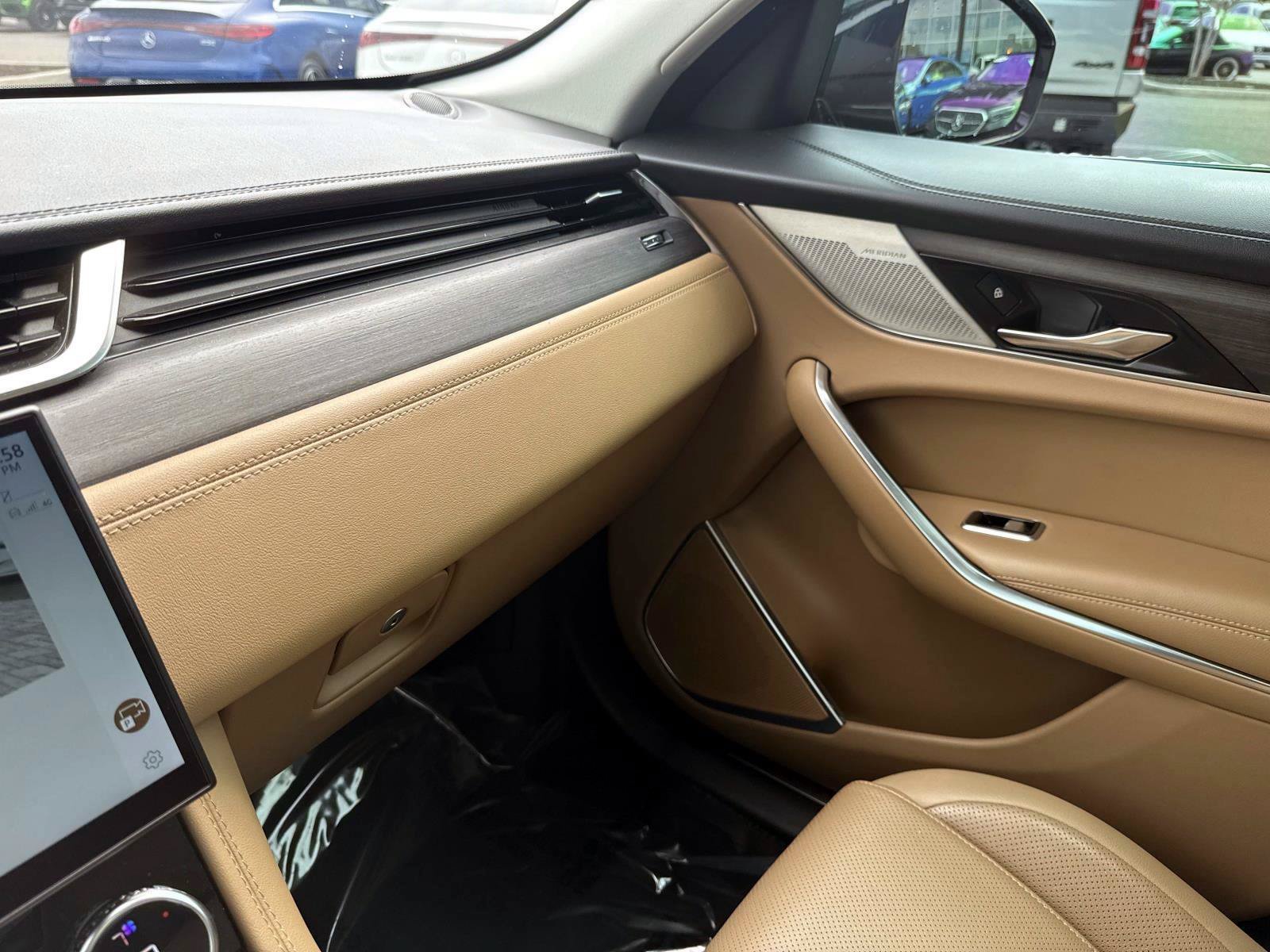 Used 2021 Jaguar F-PACE S AWD/4WD image 25