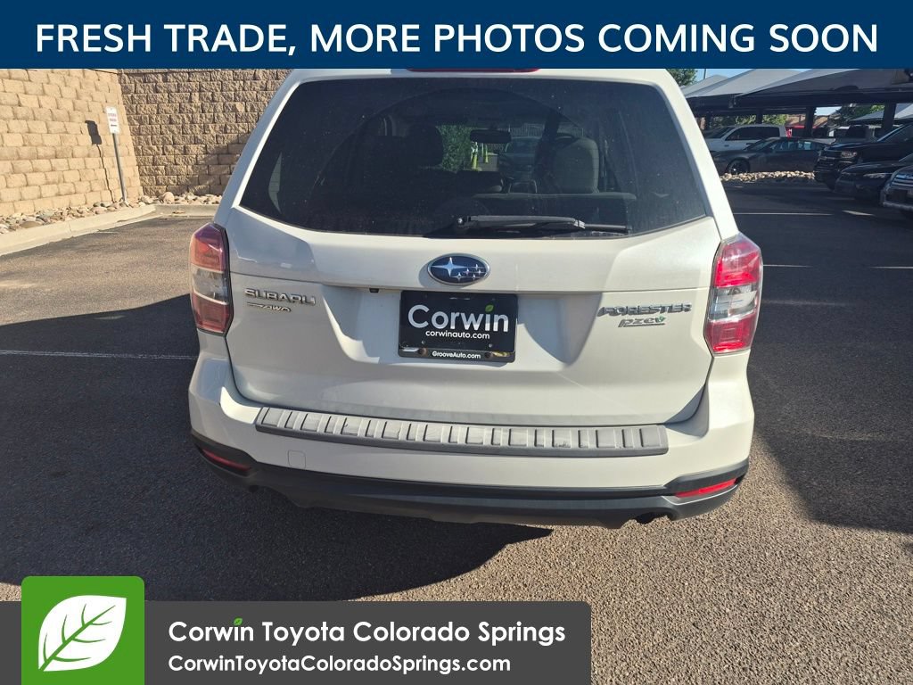 Used 2016 Subaru Forester 2.5i Premium w/ All-Weather Package AWD/4WD image 7