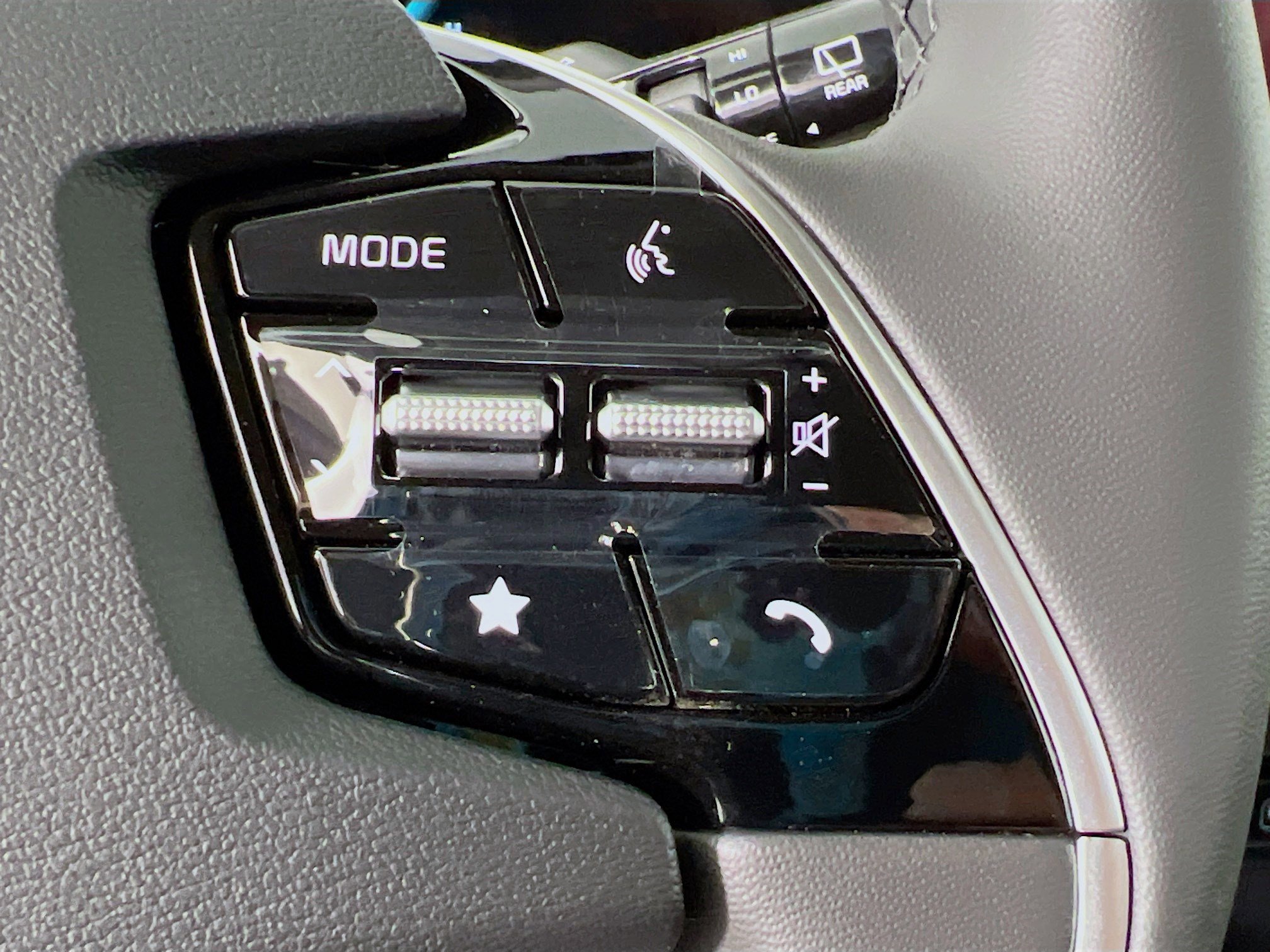 New 2025 Kia Niro EX image 16