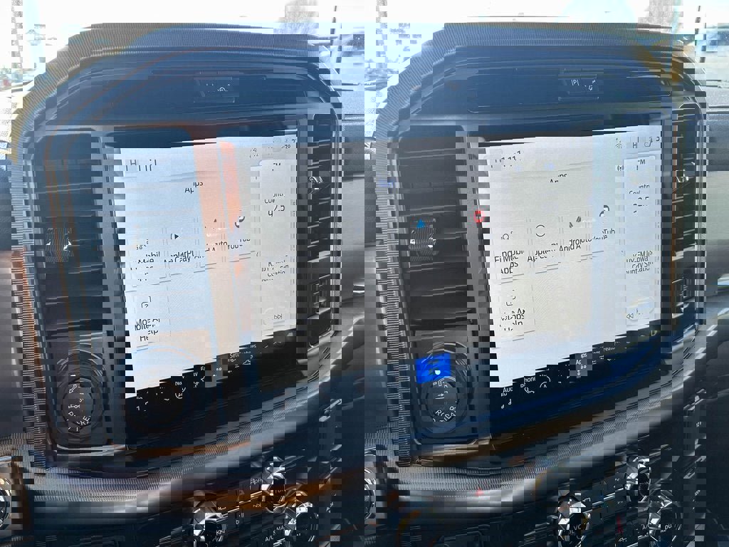 New 2025 Ford F150 Platinum w/ FX4 Off-Road Package image 24